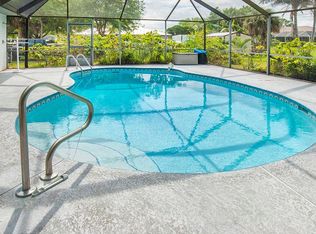 521 Quarry Ln, Sebastian, FL 32958