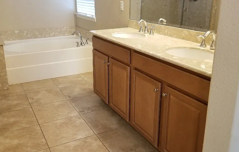 12015 Country Garden Dr — Photo 24