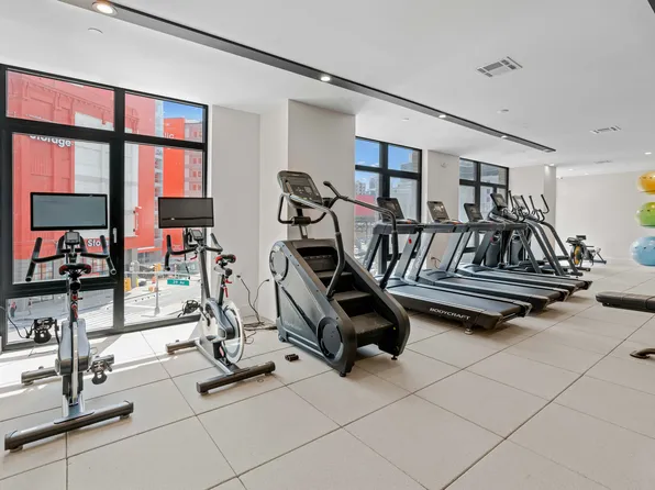 597 Grand Street image 10 of 39