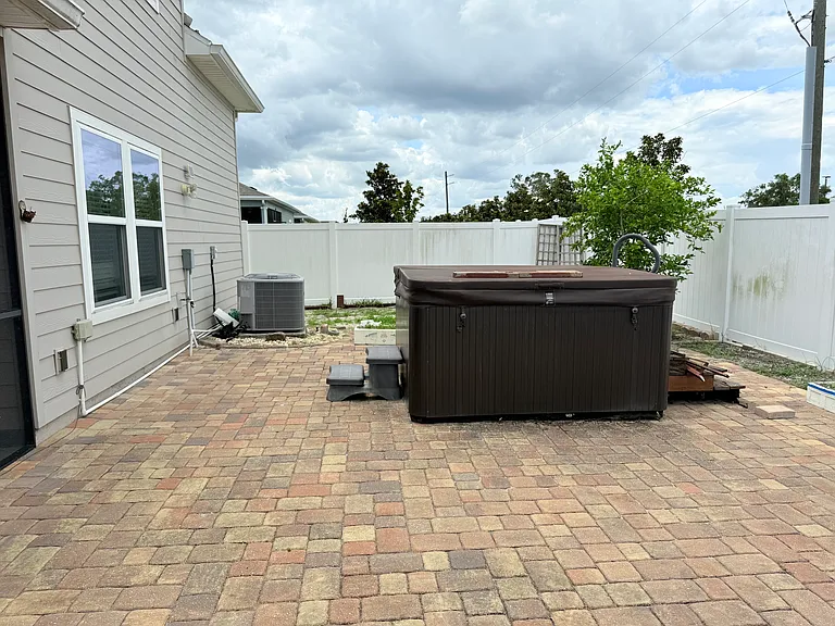 1604 Mathews Manor Dr — Photo 26