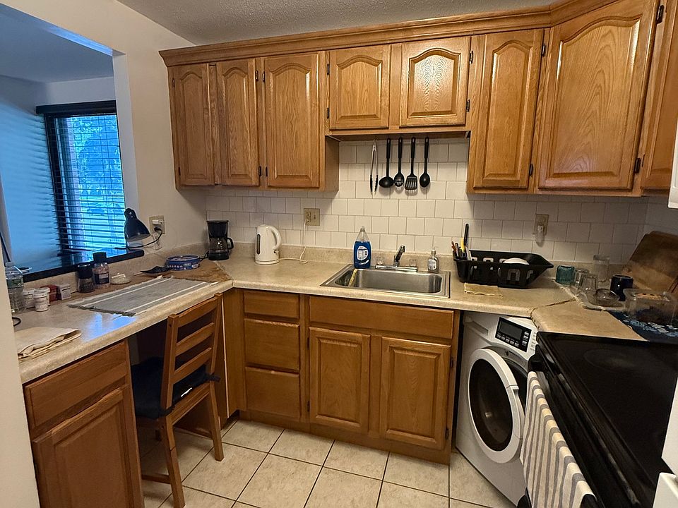 1st image of 356 Franklin Ave APT A10