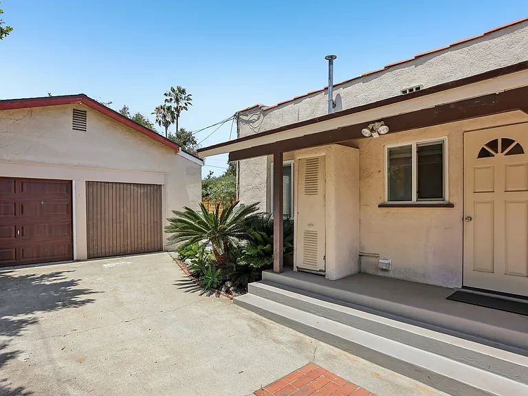 2214 Euclid St — Photo 22