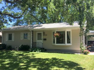 6008 Hampshire Ave N, Crystal, MN 55428