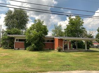 148 E Halls Rd, Stanton, KY 40380