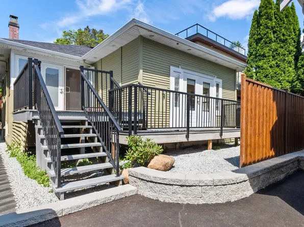 2744 W 10th Ave, Vancouver, BC V6K 2J9