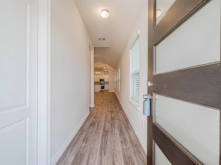 22814 Ephesus Ave — Photo 3