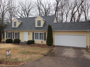 123 Genevieve Dr, Madisonville, KY 42431