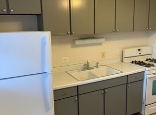 2000 S 15th Ave #1S, Broadview, IL 60155