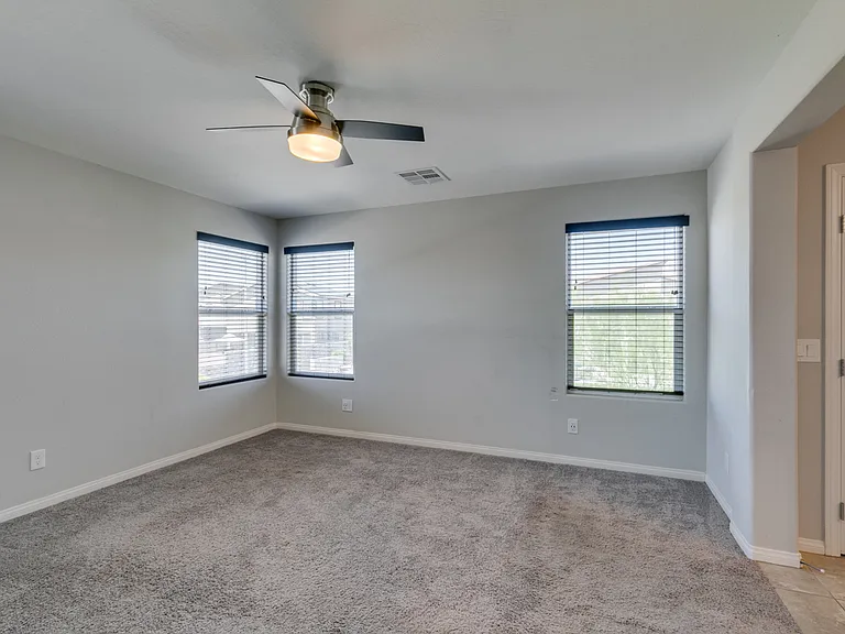 4348 Stardusk Falls Ave — Photo 16