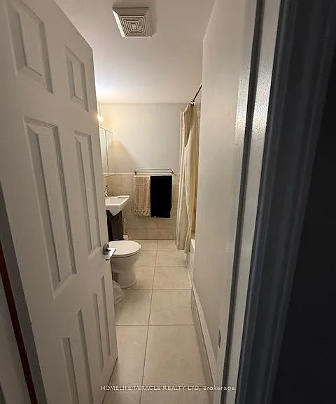 9 Ellen St — Photo 7