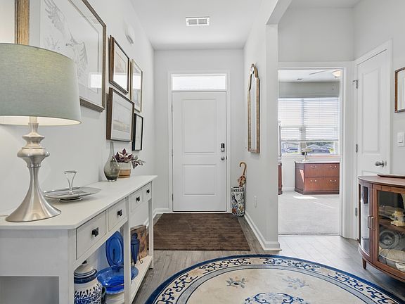 4th image of 1723 Perthshire Loop