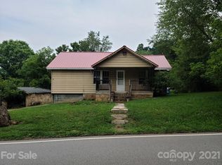 109 Lee Rd, Clyde, NC 28721