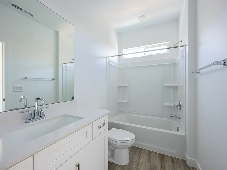 S Queens Garden Dr — Photo 4