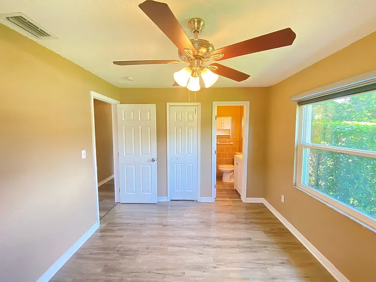908 Teatro Ct — Photo 23