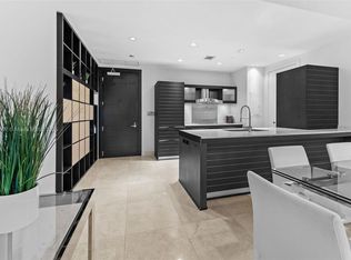 Epic, Miami, FL 33131