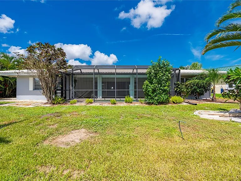 110 Gulfview Rd — Photo 36