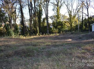 305 Gold St, Kings Mountain, NC 28086