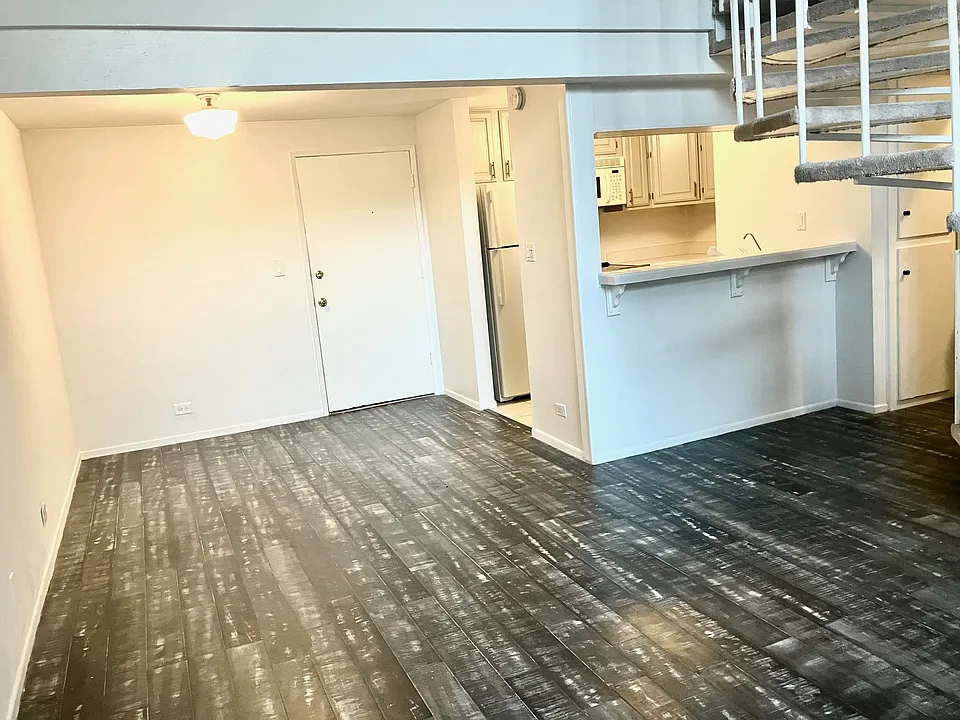 1440 Veteran Ave #327