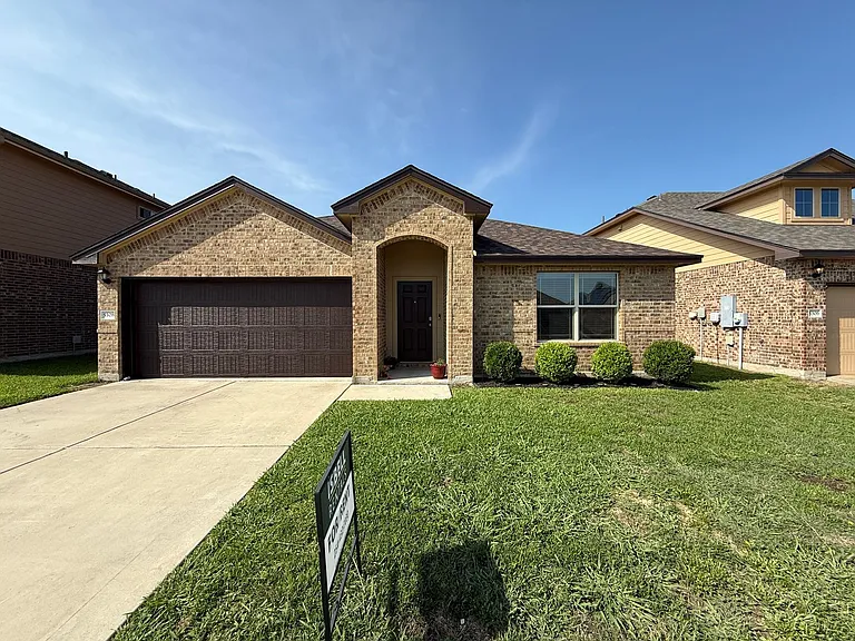 5308 Waterbank Ln — Photo 1