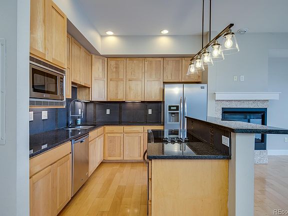5th image of 1738 Franklin St Unit 3-C