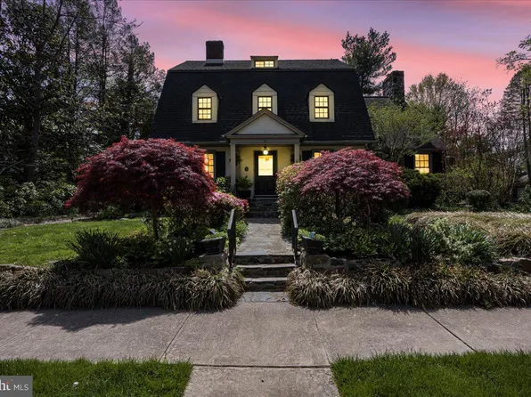 36 E Oak Ave, Moorestown, NJ 08057