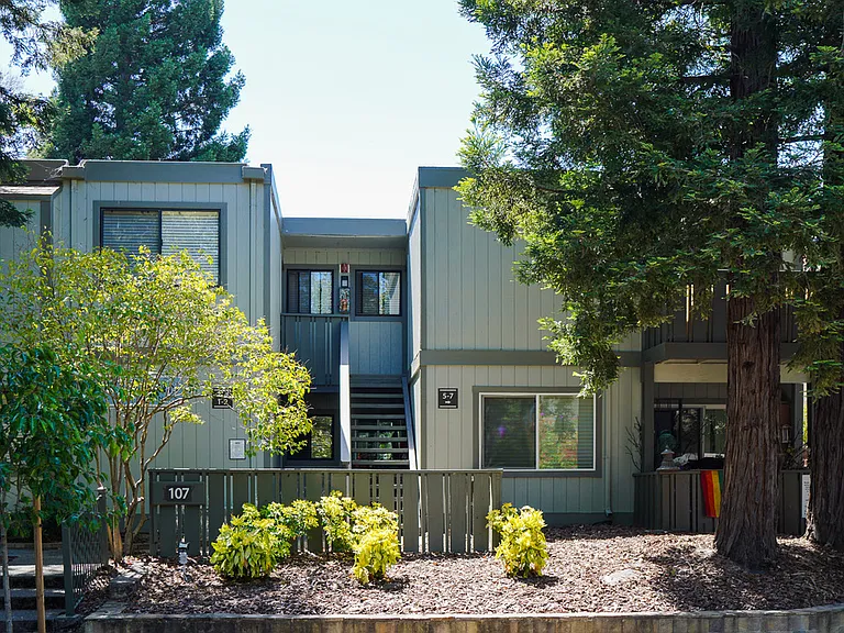 107 Marin St #10 — Photo 20