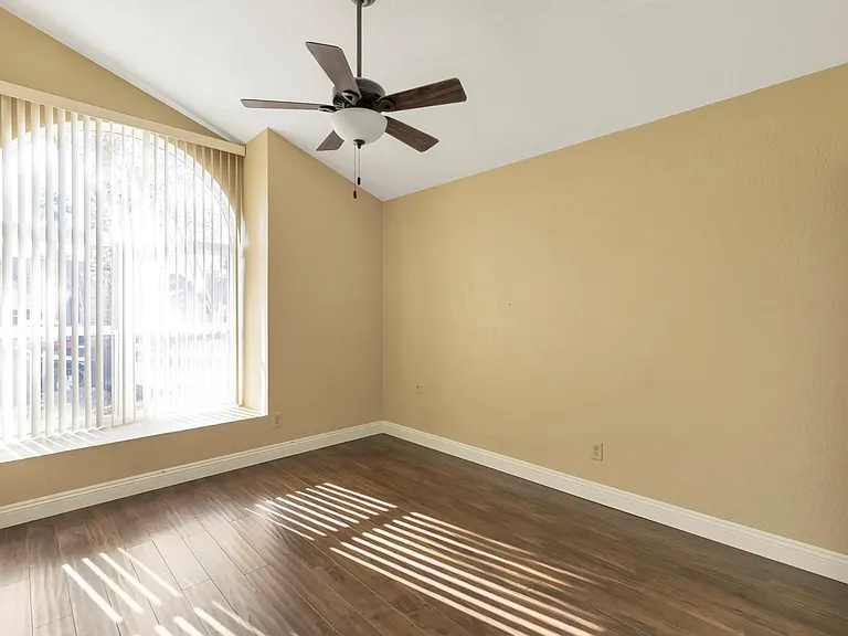 13319 N 101st Pl — Photo 10