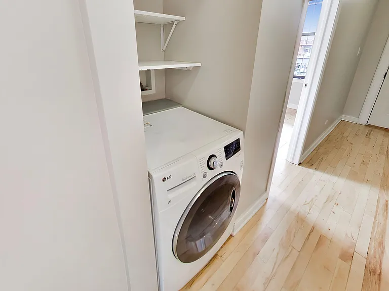 1532 N Greenview Ave #2F — Photo 8