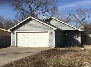 900 Ward St, Lawrence, KS 66044