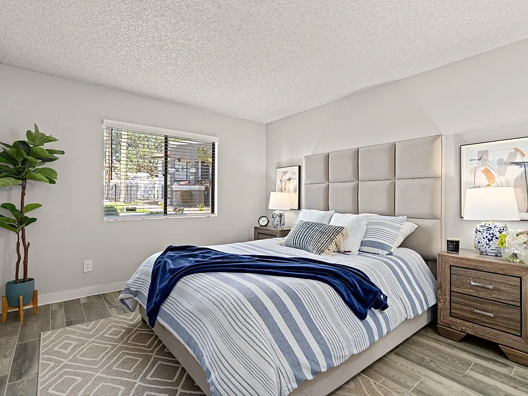 Aventura Apartments — Photo 6