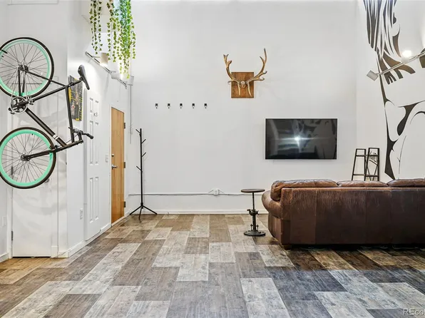 2400 N Broadway #4, Denver, CO 80205