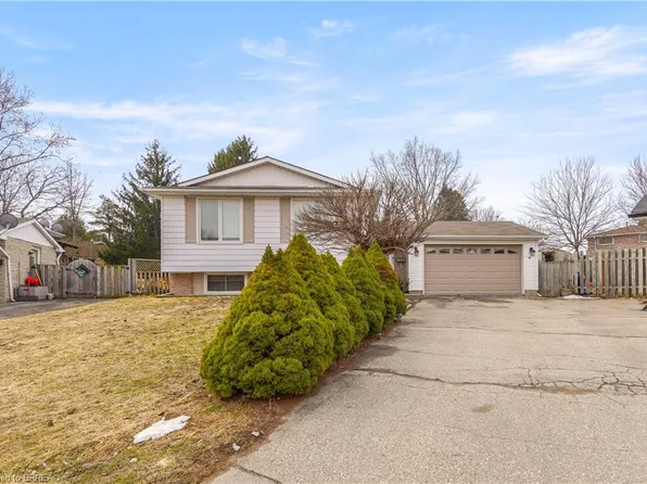 14 Thistledown Dr, Brantford, ON N3R 6R9