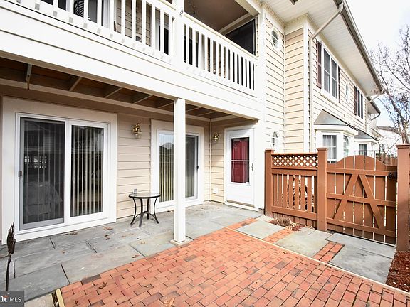 5th image of 6128 Essex House Sq #A