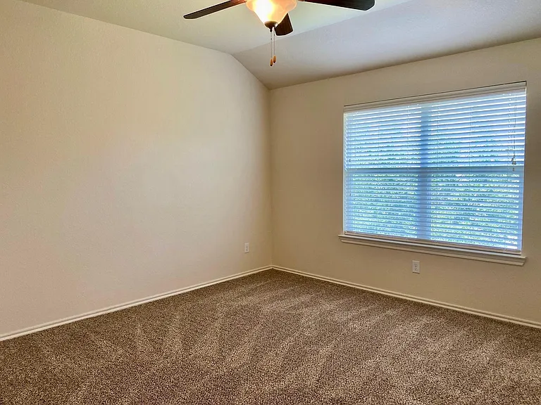 6407 Densberry Ln — Photo 14