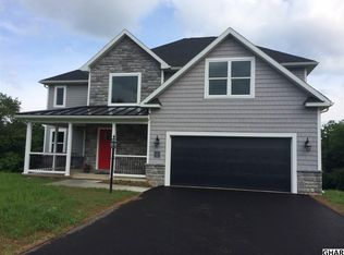 3 Melody Ln, Carlisle, PA 17013