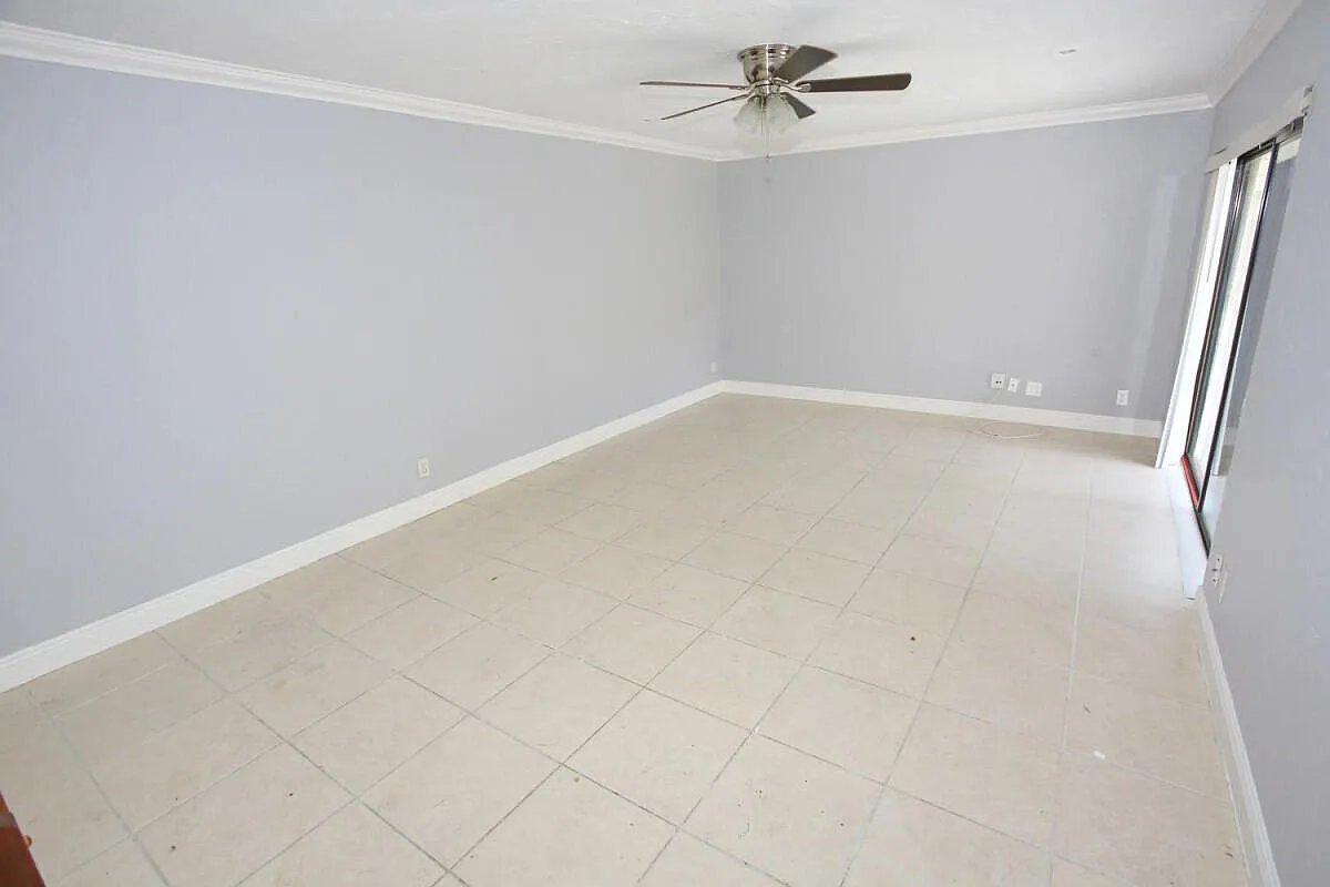 2 bed, 2.5 bath, 1284 sqft, $2,550 — Photo 4