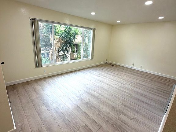 2nd image of 360 Auburn Way