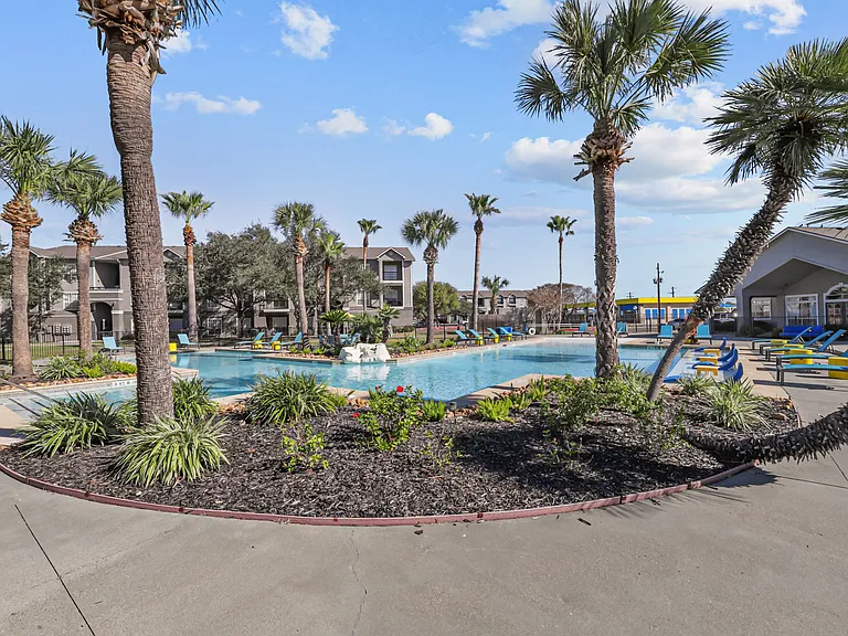 Azure — Photo 13