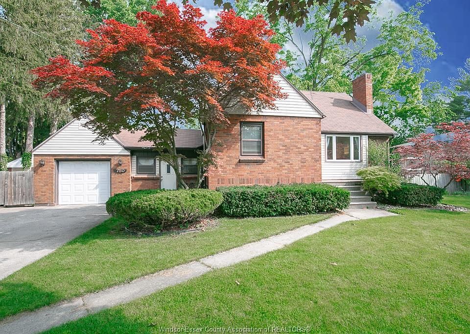 1st image of 750 Bartlet Dr