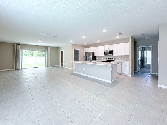3rd image of 1512 August Gray Dr