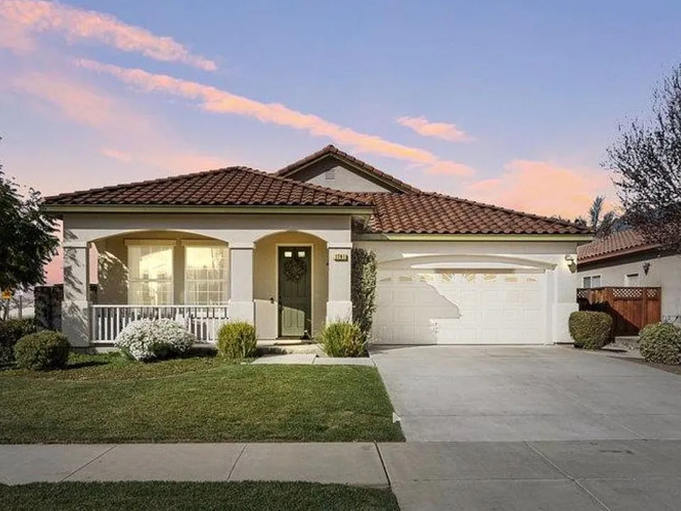 1701 Morning Glory Dr