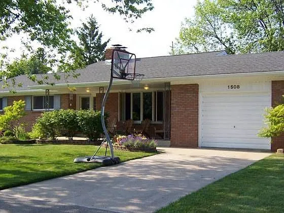 1508 Elwal Ct photo 1