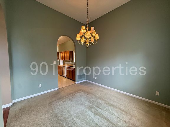 5th image of 4957 Rivercrest Ln