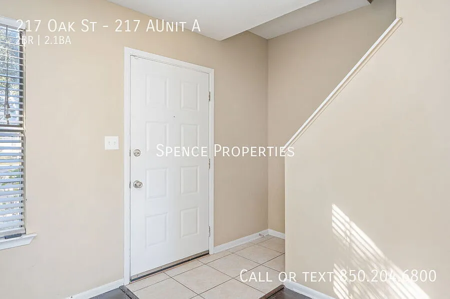 2 bed, 2.5 bath, 1072 sqft, $1,550 — Photo 2