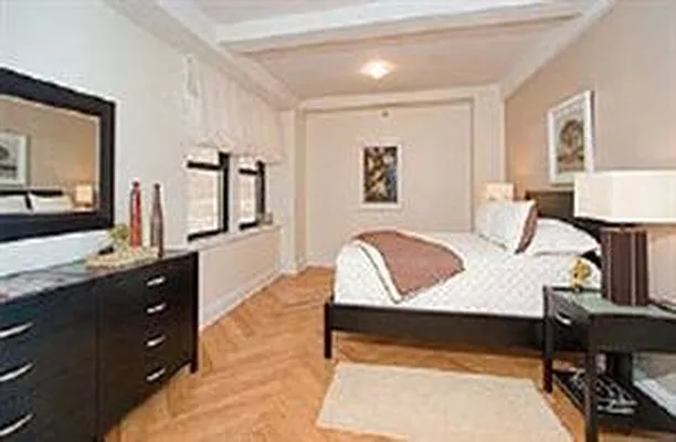 Rented by Douglas Elliman | media 100