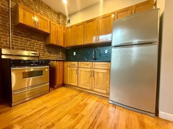 103 East 102nd Street image 3 of 7