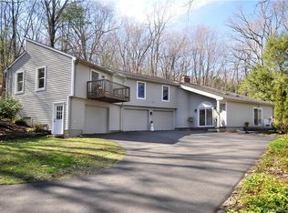 44 Dry Bridge Rd, Canton, CT 06019