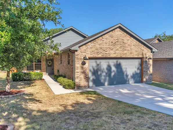 1308 Liberty St, Weatherford, TX 76086