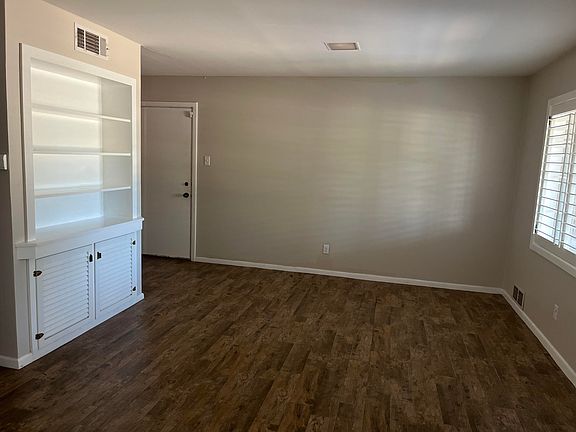 5th image of 3413 42nd St