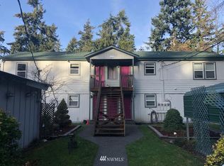 966 Yvonne Ave, Oak Harbor, WA 98277